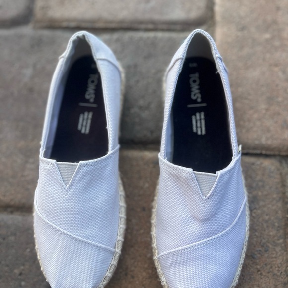 TOMS Women's Alpargata Rope Slip on Flats Loafer Light Khaki Size 6 - Picture 5 of 7